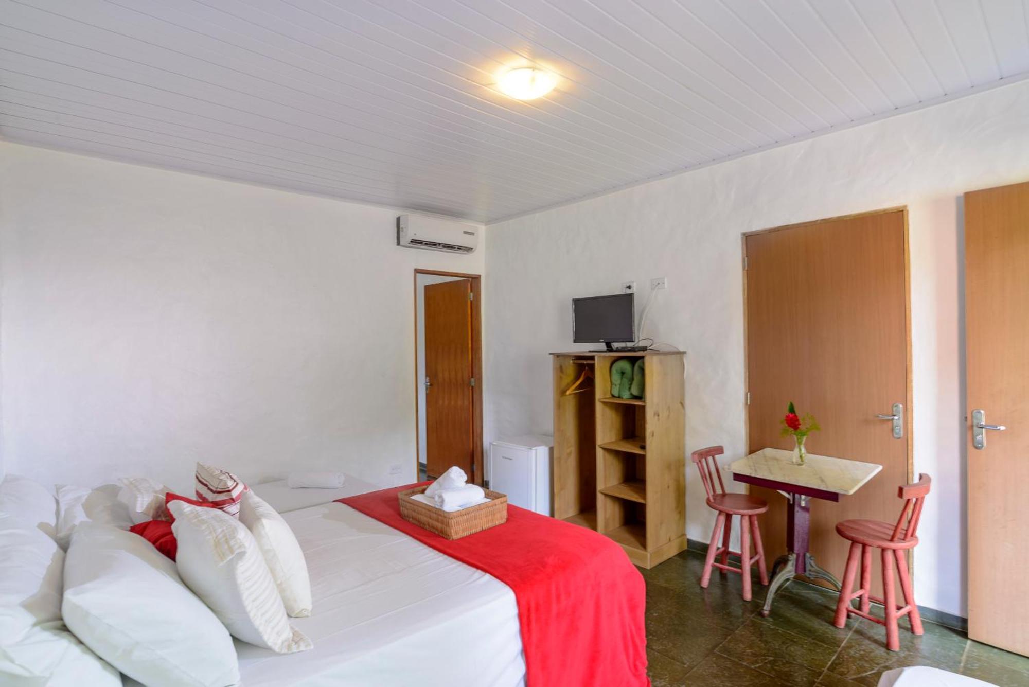 Velinn Pousada Bromelias Ilhabela Habitación foto