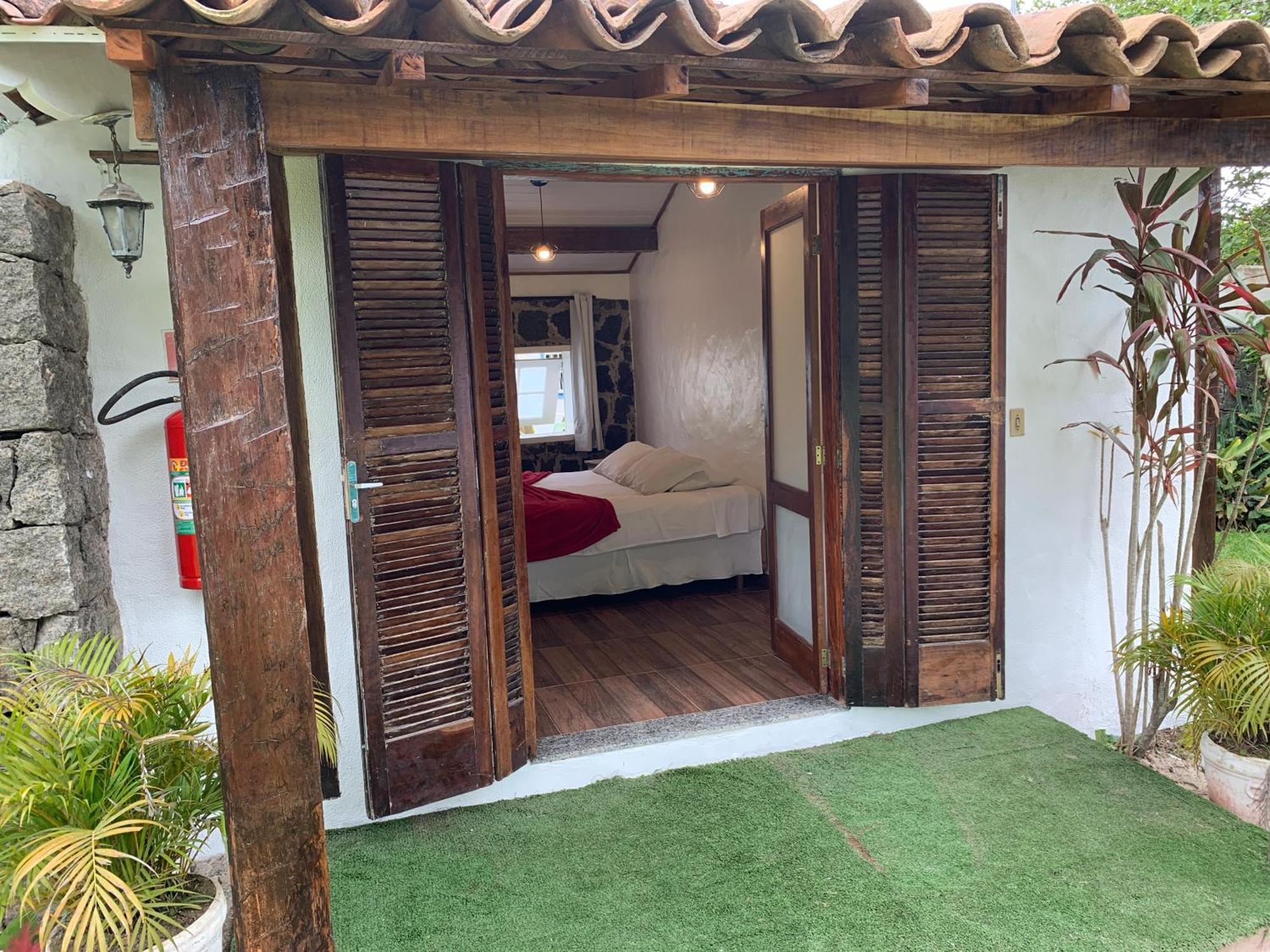 Velinn Pousada Bromelias Ilhabela Habitación foto