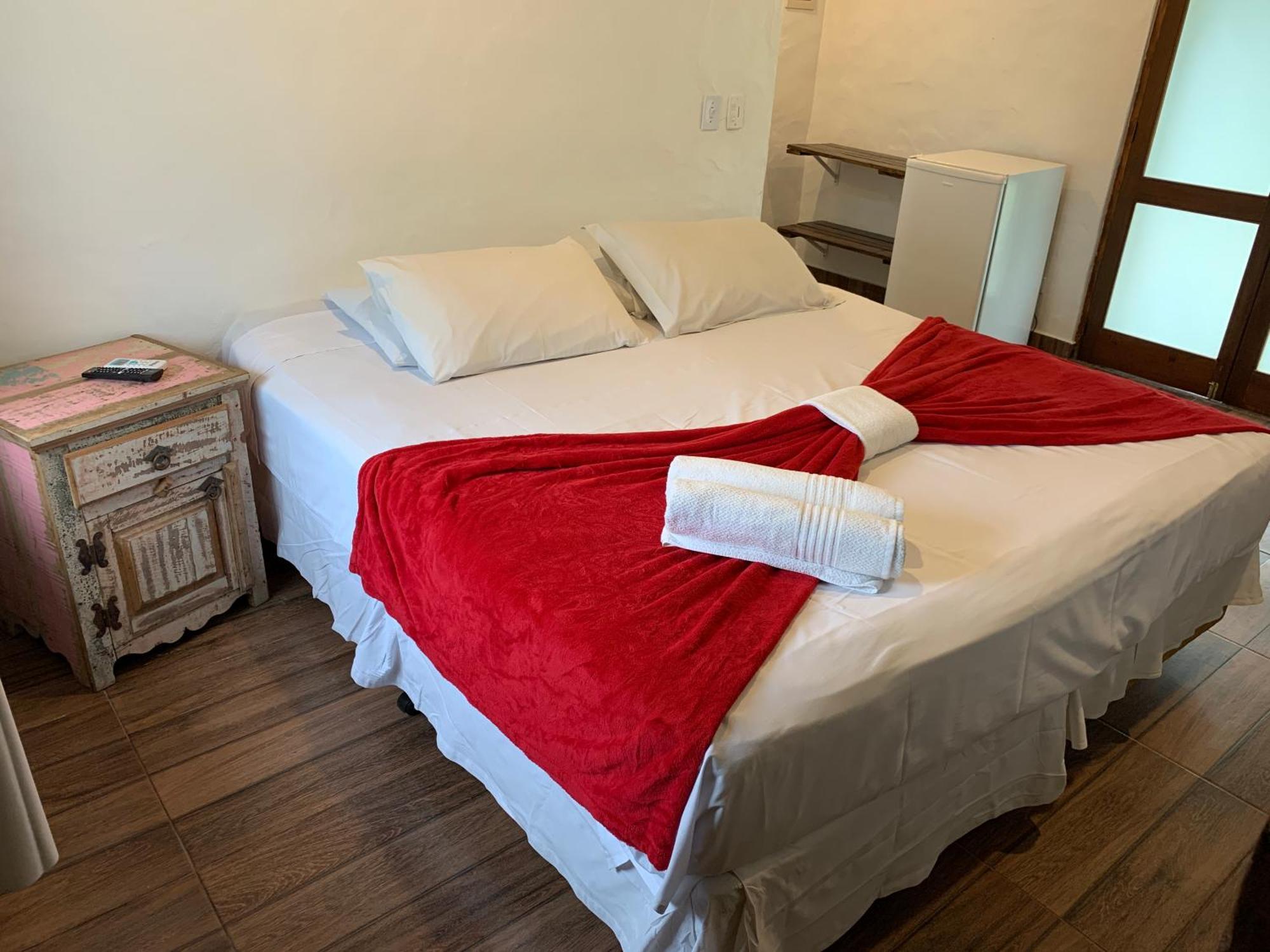 Velinn Pousada Bromelias Ilhabela Habitación foto
