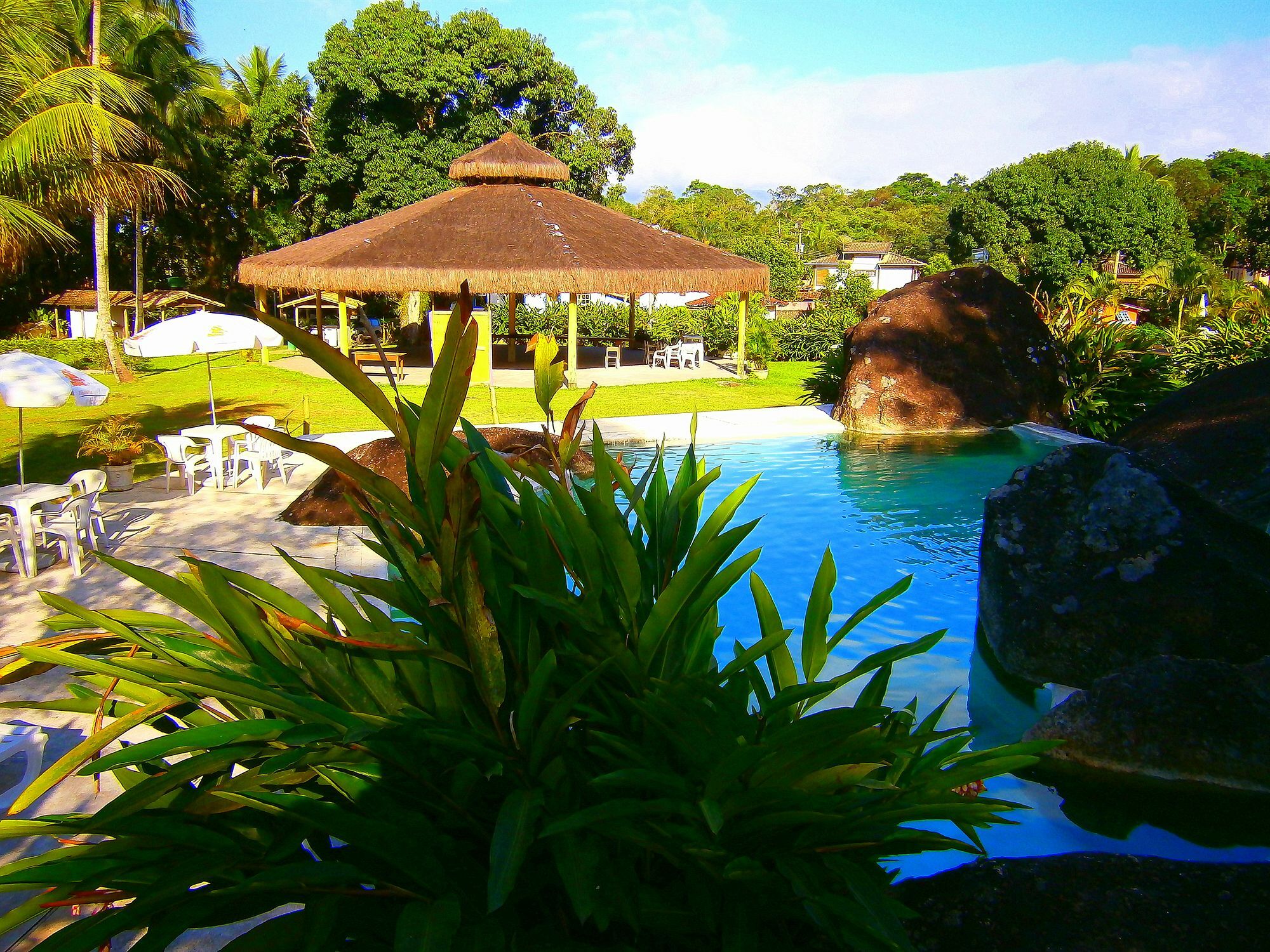 Velinn Pousada Bromelias Ilhabela Exterior foto